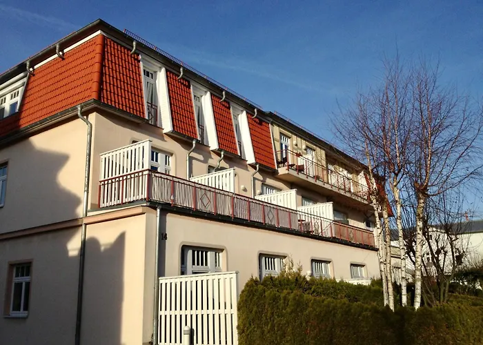 Residenz Strandstrasse 14 16 * Kuehlungsborn